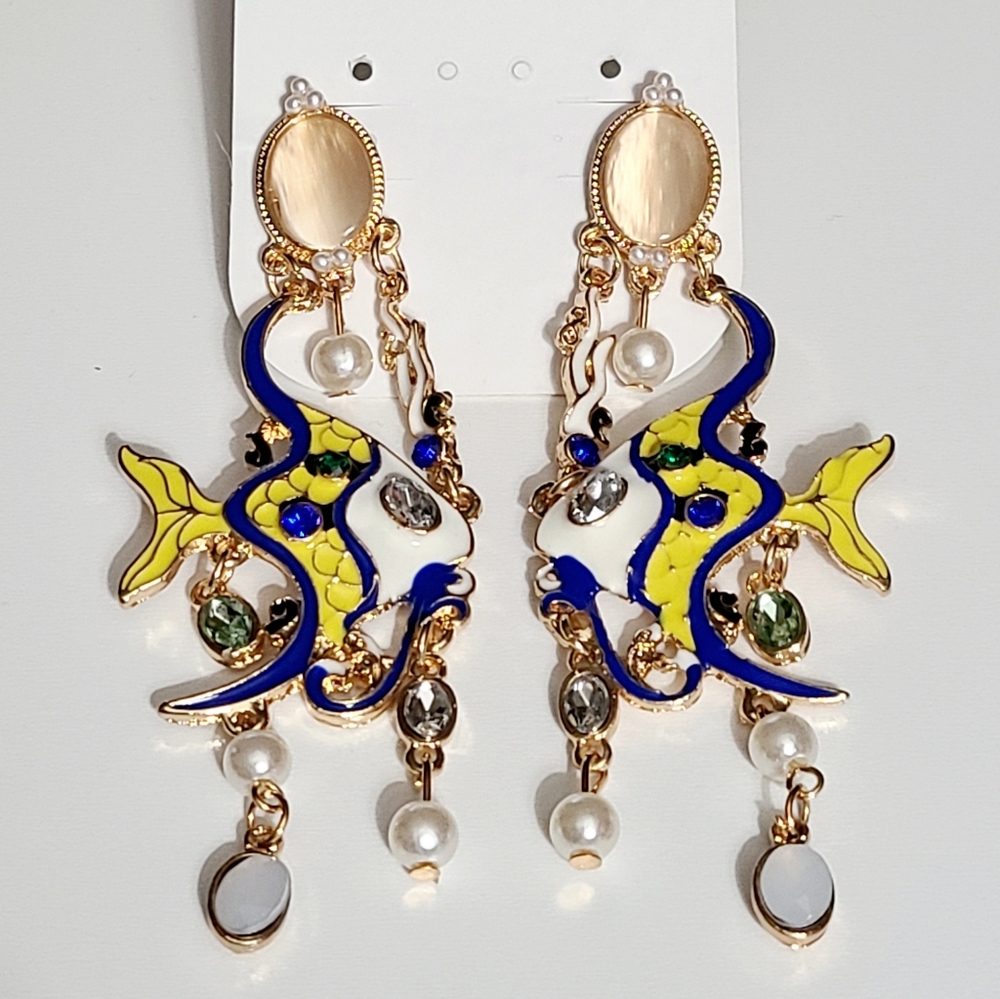 Tropical Fish Dangle Postback Earrings - image 5
